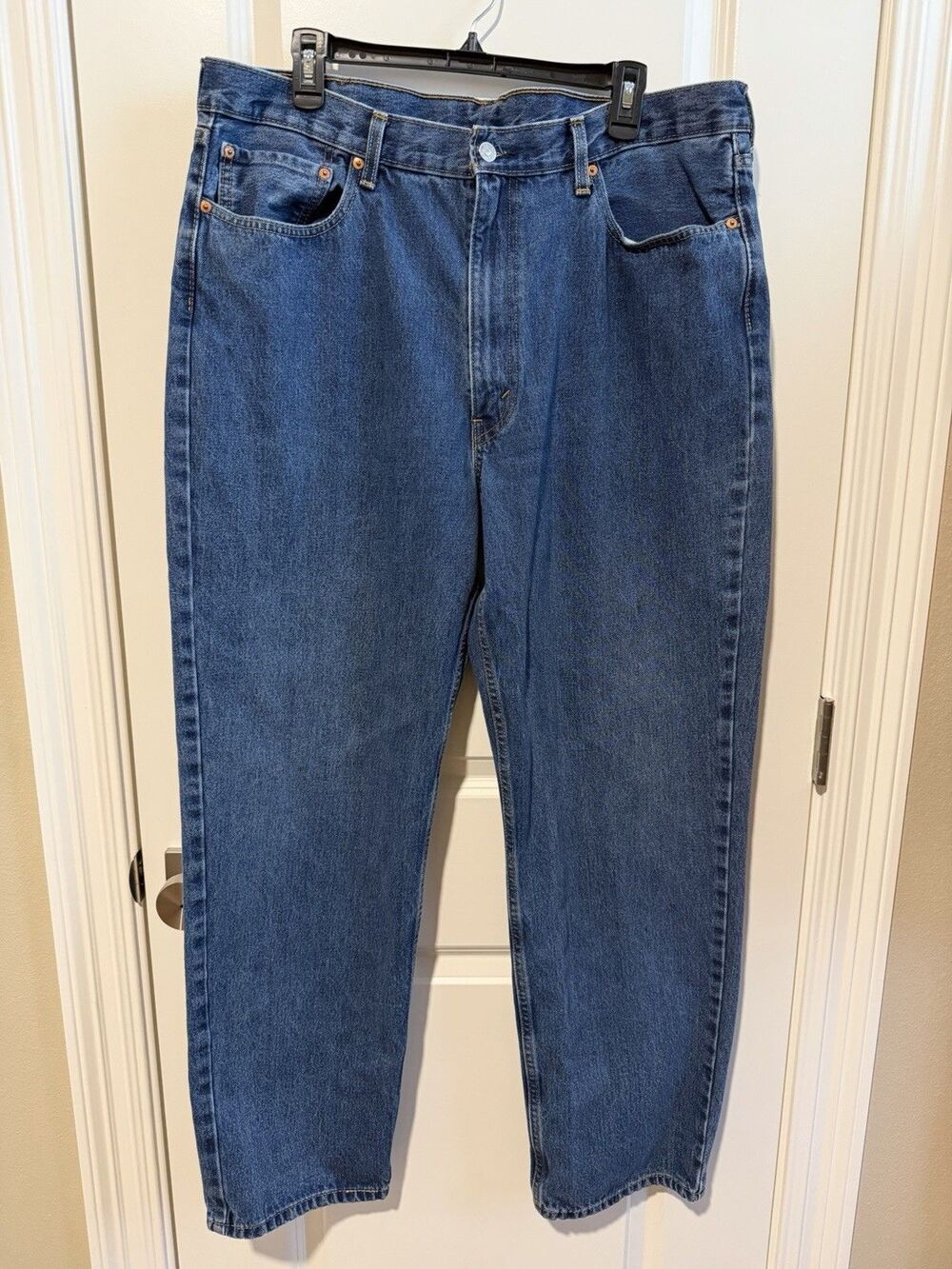 Levi’s 550 Relaxed Fit Jeans Mens 40x34 Medium Wash Blue 100% Cotton Denim
